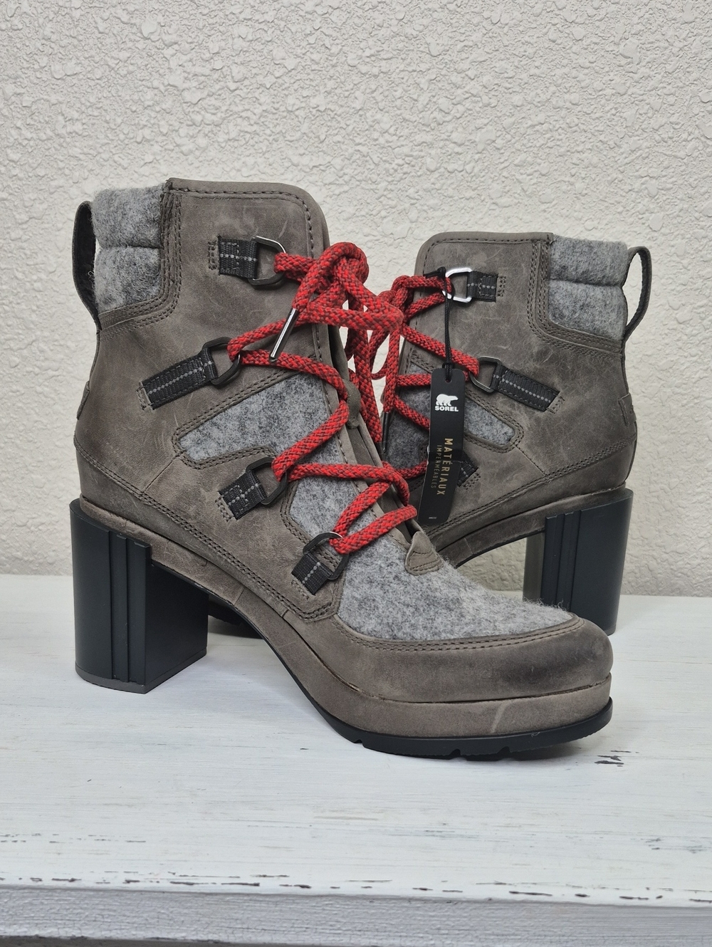 Sorel Women's Blake Lace-Up Waterproof Ankle Boots Grey Size 10 Block Heel